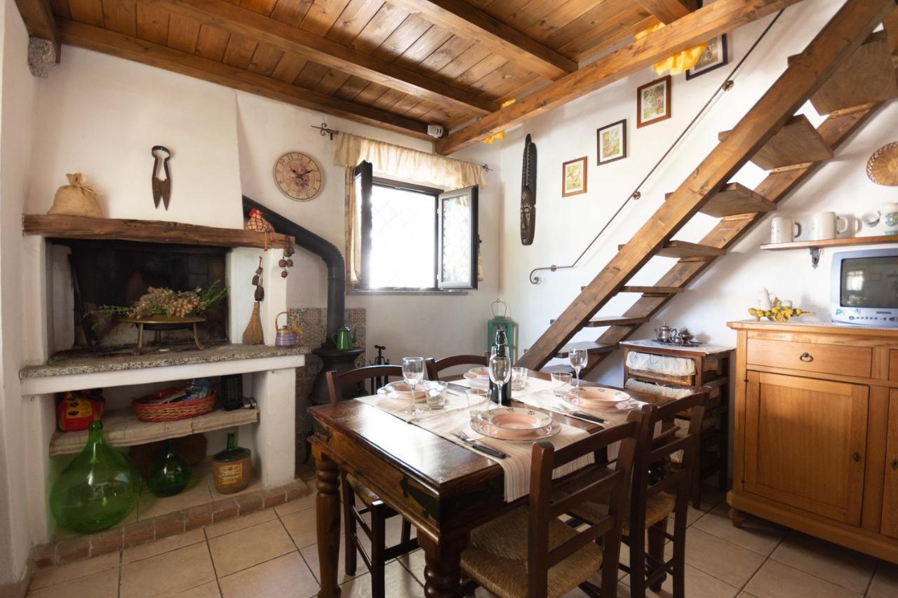 Villa Ferulas Oliena Ngoại thất bức ảnh